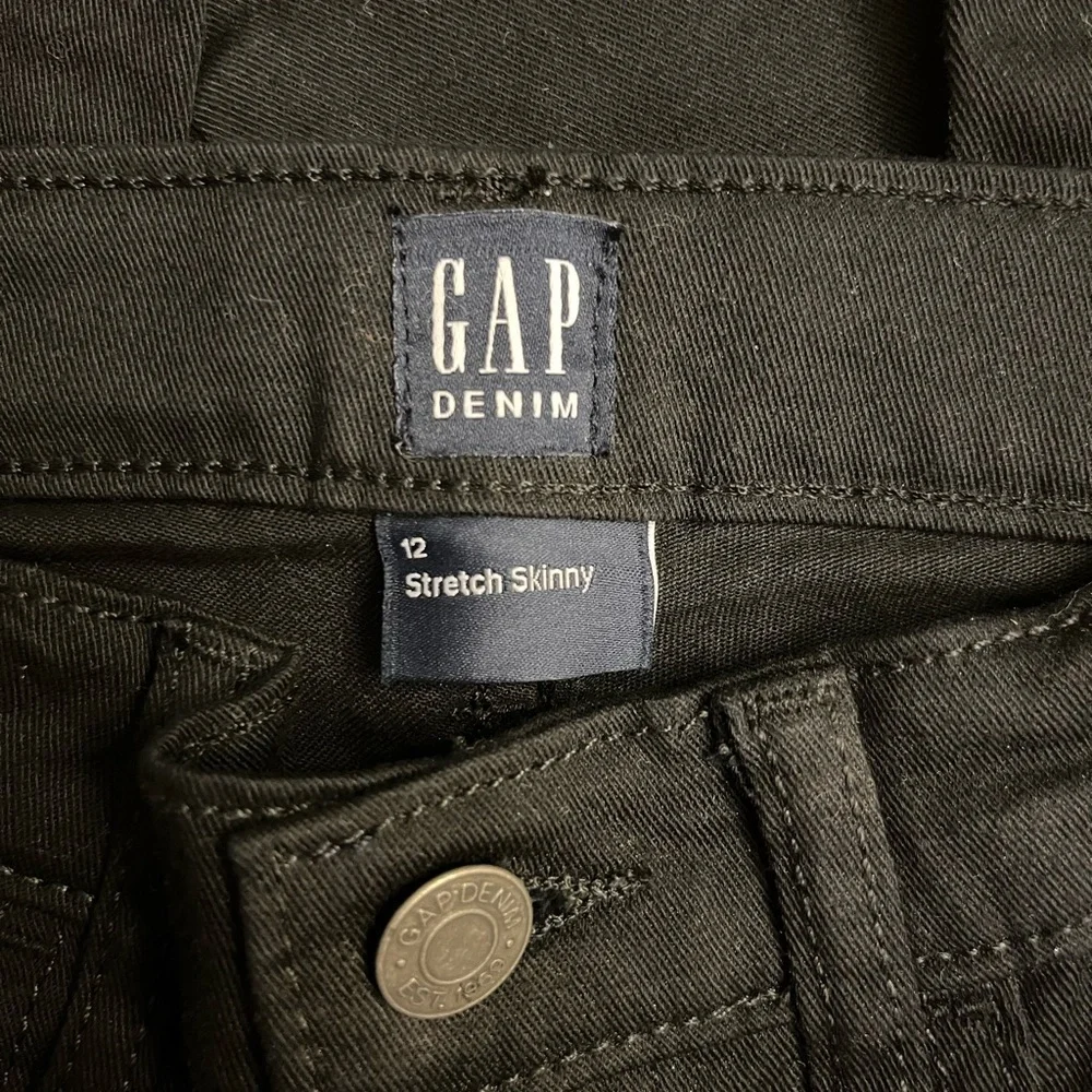 GAP BOYS Black Denim Jeans SIZE 12 brand new
